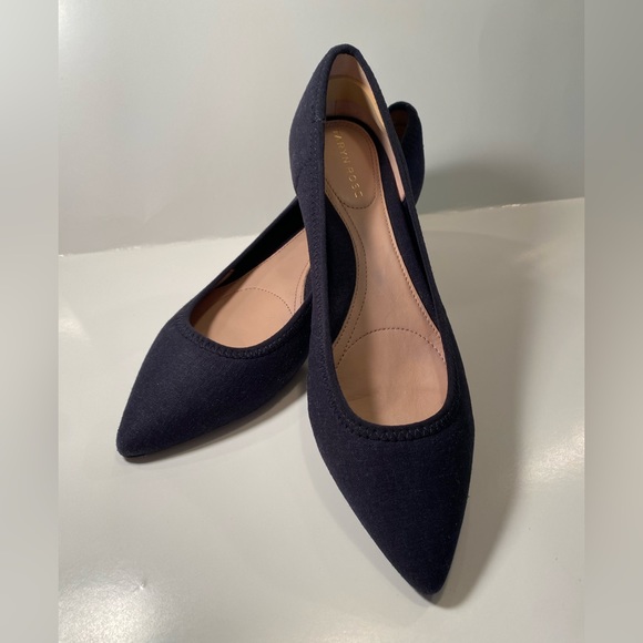 Taryn Rose Navy Nicki Pump 8 - Picture 8 of 10